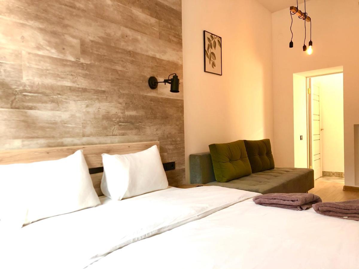 Romantic Apartments-In Center 8 7A Львів Екстер'єр фото